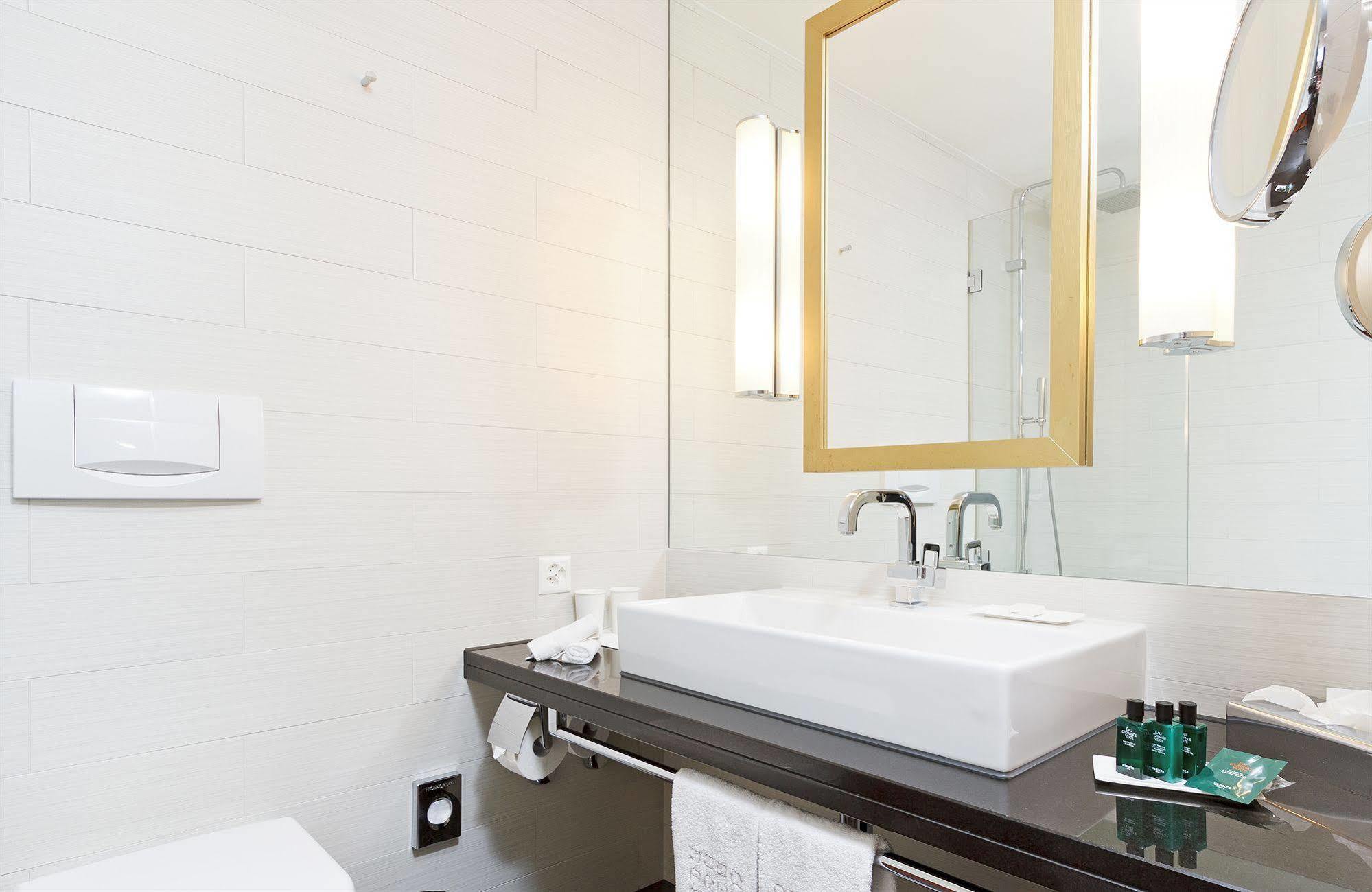 Post Hotel Weggis Ngoại thất bức ảnh